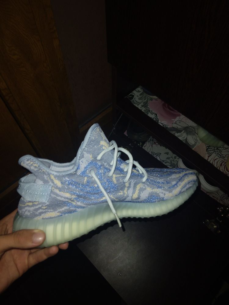 Yeezy 350 blue mx