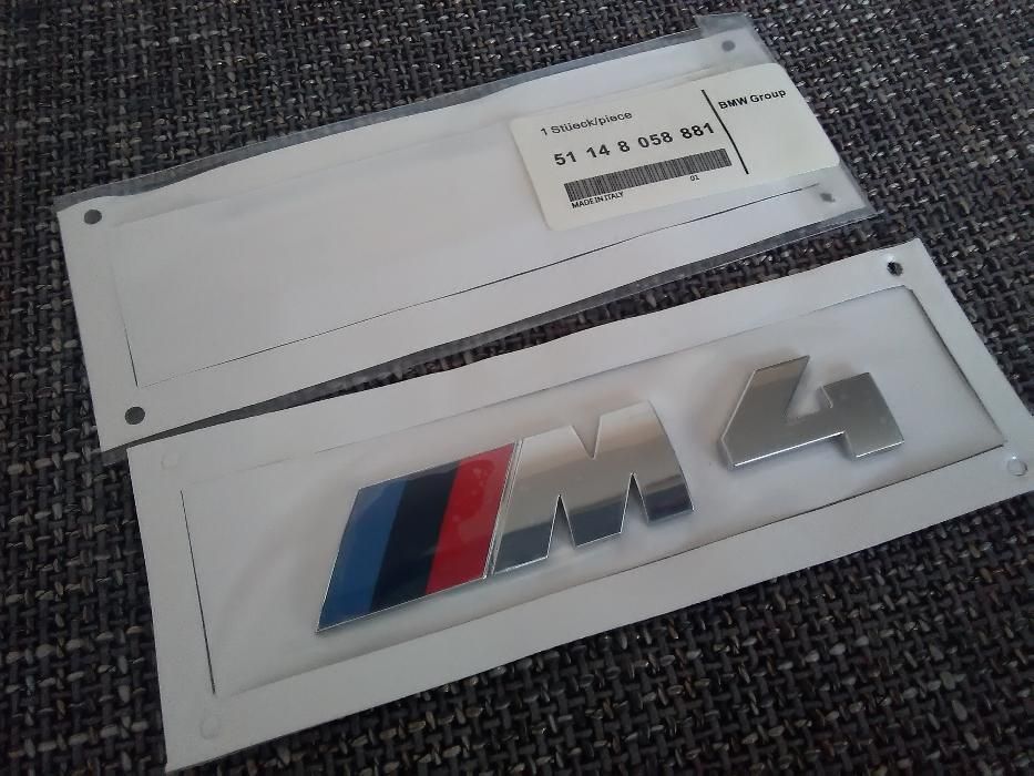 Emblema BMW M4 spate ABS