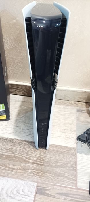 Playstation 5 pro, cfi-7021, 2Tb, два контролера