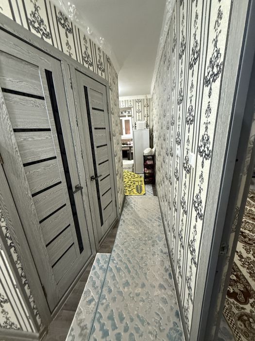 Срочна 3 хонали квартира сотилади хамма мебел техникаси билан