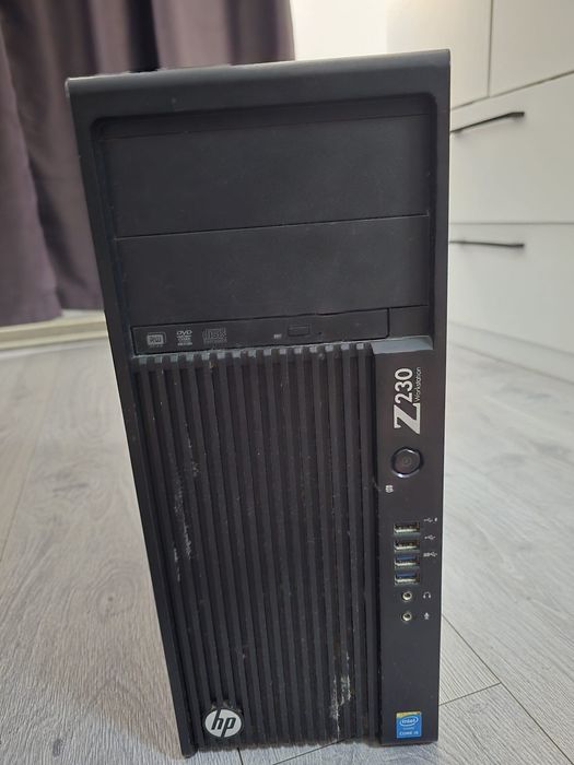 Vând PC +monitor 
Memorie 8 GB DDR3
Kingmax SSD 240GB
ST500DM