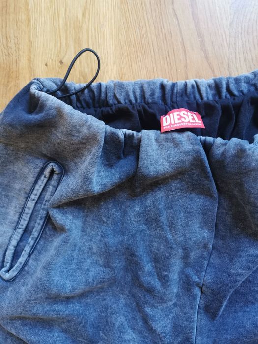 Diesel оригинално долнище 33