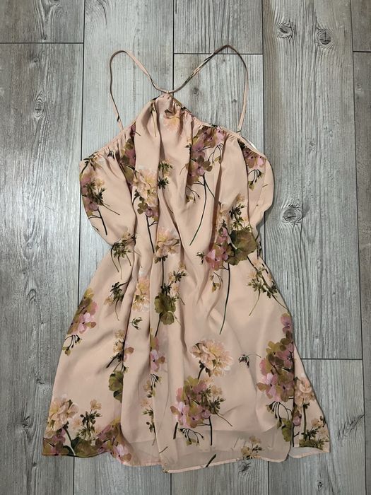 Lot rochii noi de ocazie si casual