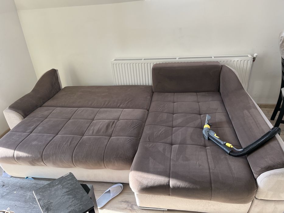 Curatare canapelei tale