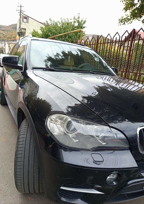 Vând autoturism BMW x5 xDrive30d