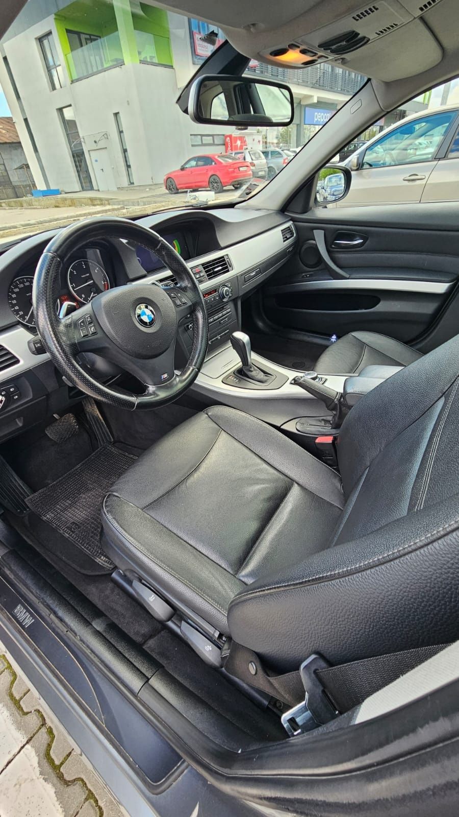 BMW 320D XDRIVE/Fără daune/ Automat/ Panoramic