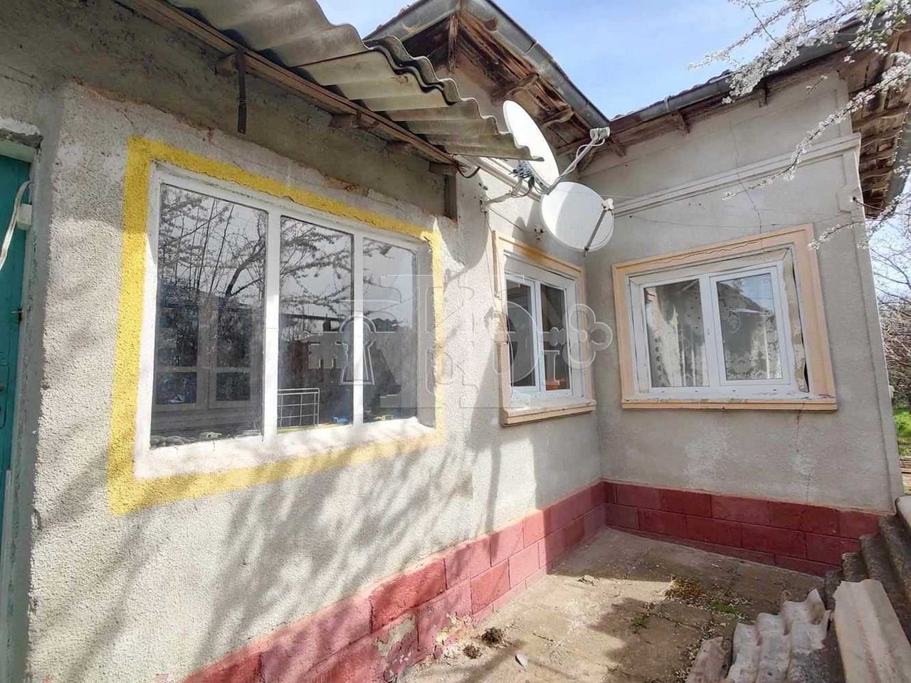 Продава се Къща в с. Божурово, Област Добрич - 80 кв.м за 287 €/кв.м - Снимка #8