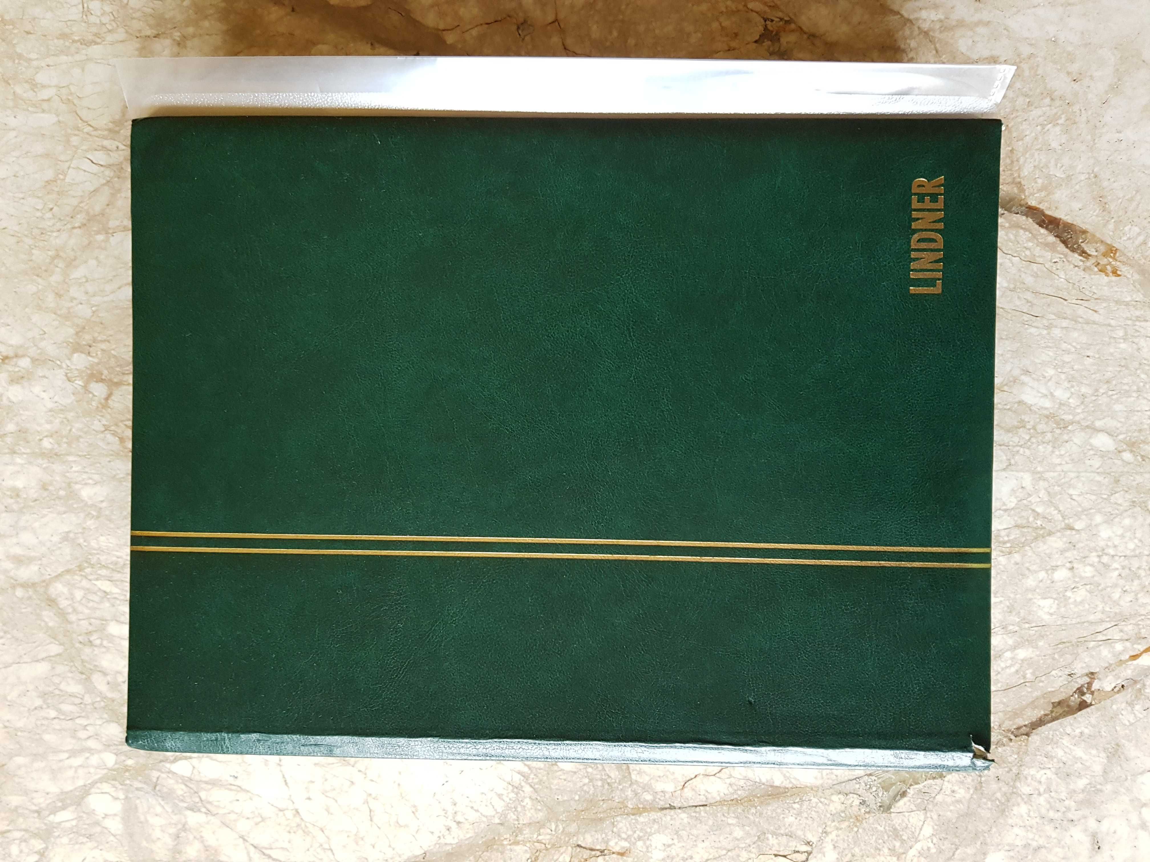 Vând sau schimb album cu TIMBRE POŞTALE VECHI aprox. din 1850s -1950s