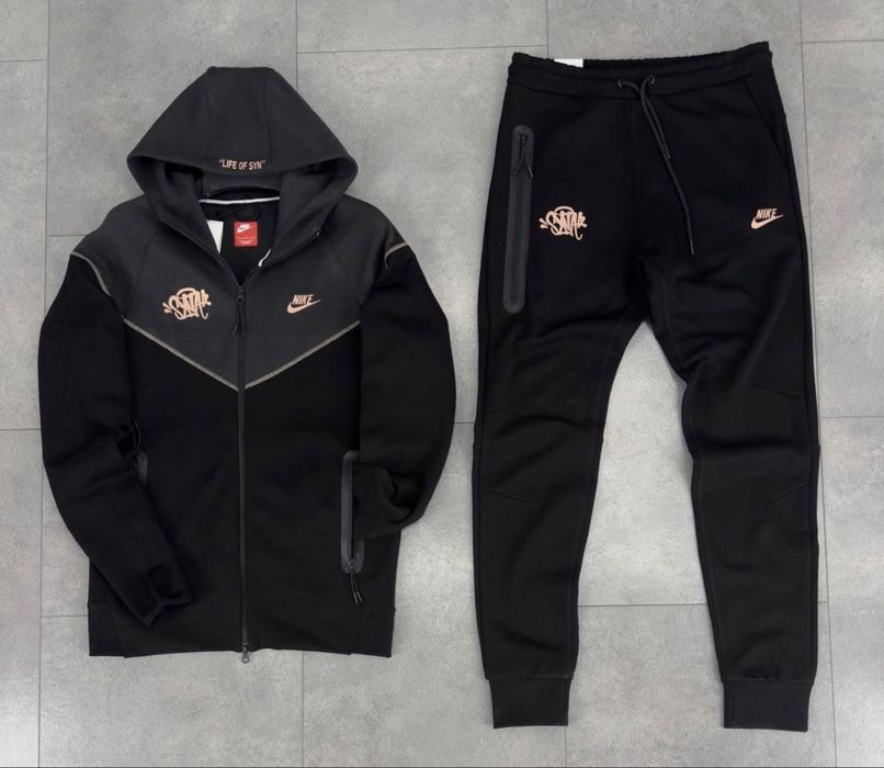 Treningul Nike Tech Fleece Syna