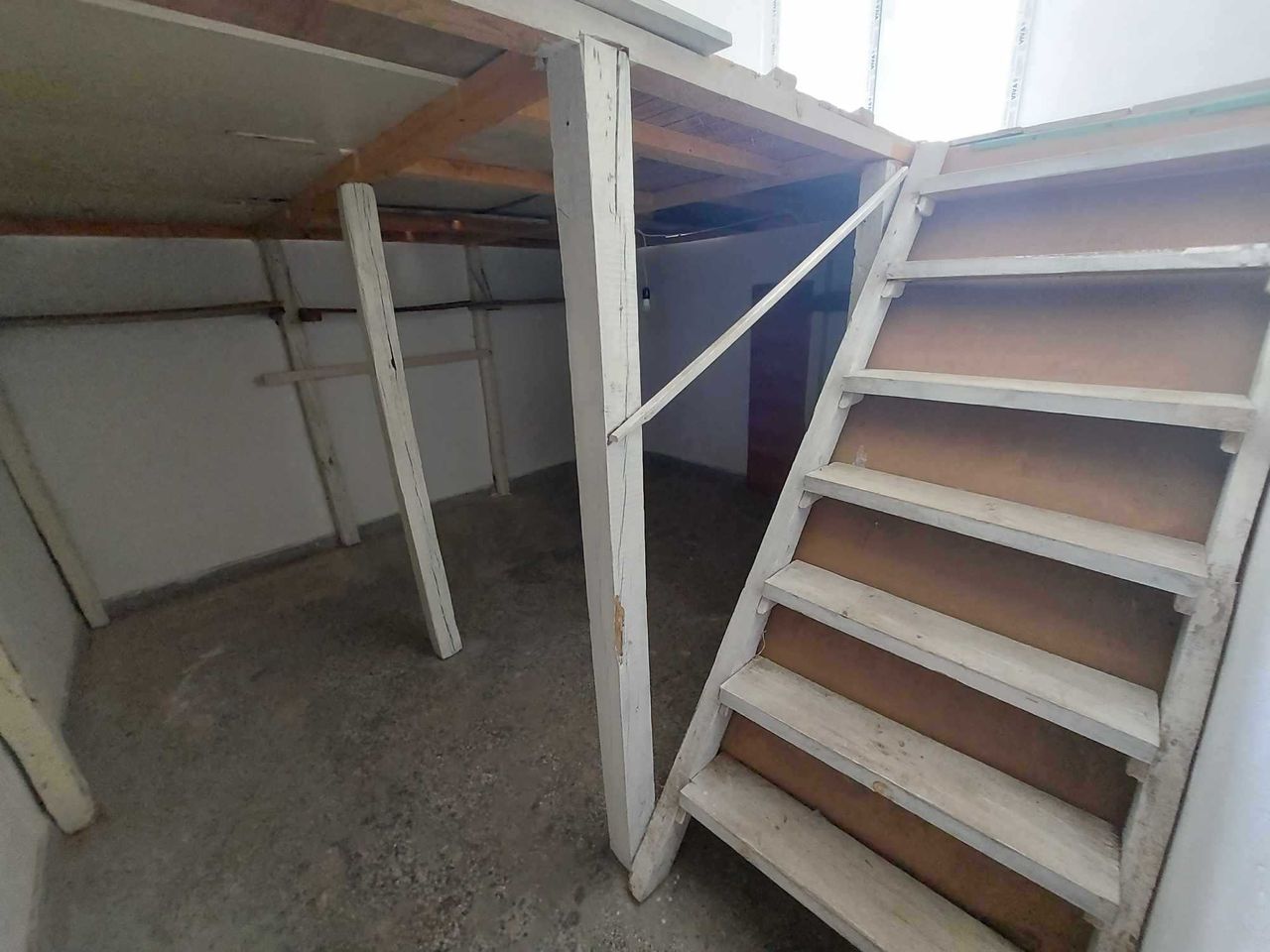 Дава се под наем Магазин в Търговище, Център - 80 кв.м за 357 € - Снимка #6