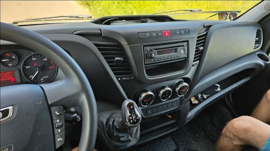Închiriez Microbuz / Dubă Iveco Daily maxi