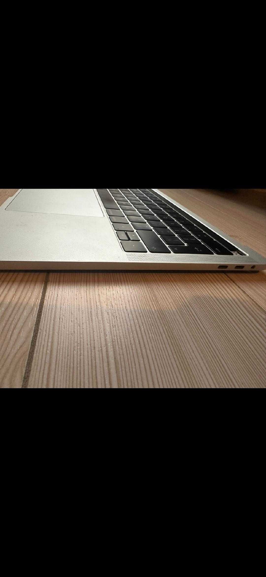 Macbook pro 13 inch body