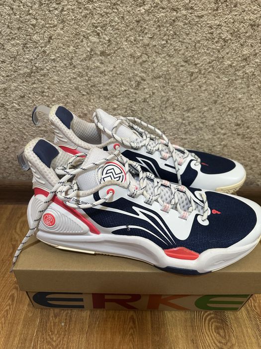 мужские кроссовки