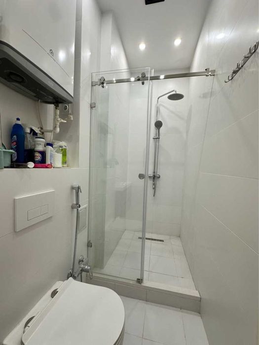 Сдаётся кв ор-р Ц-2 Рынок Алайский 2/3/9 ро-н Мирзо-Улугбекский 521