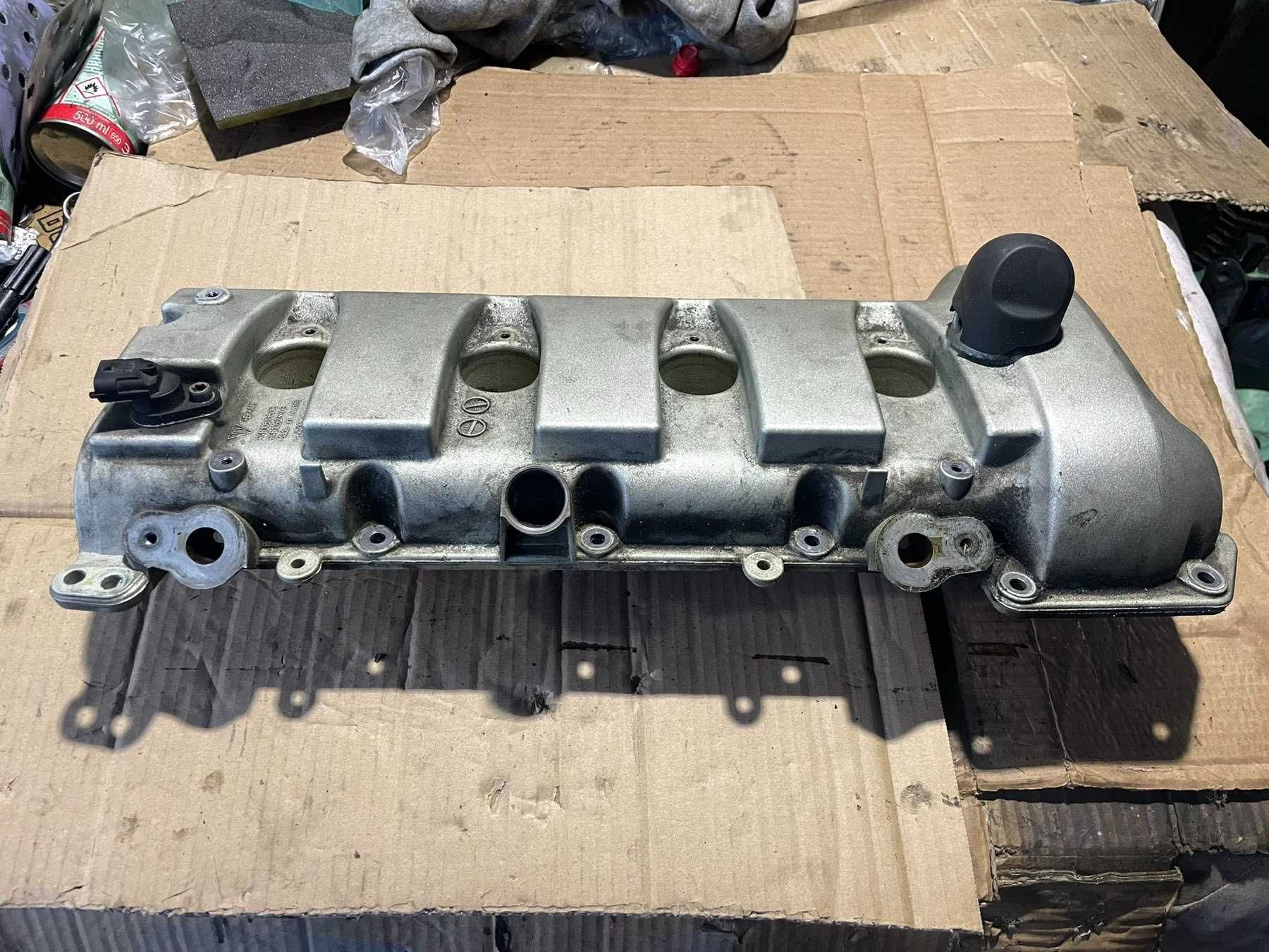 Капак на Клапани Лява Страна Porsche Cayenne 957 4,8 V8