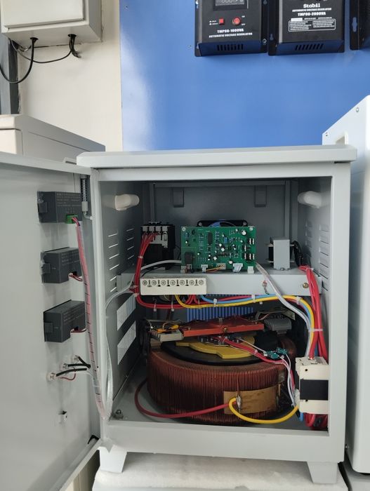 Stabilizator Andeli SVC 15-kva