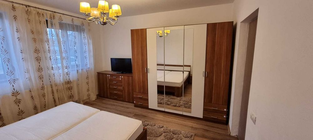 Inchiriez casa in Poltura, str. Moldovei, mun. Arad