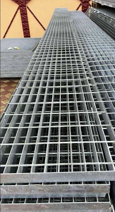 Gratare de zincate metalice