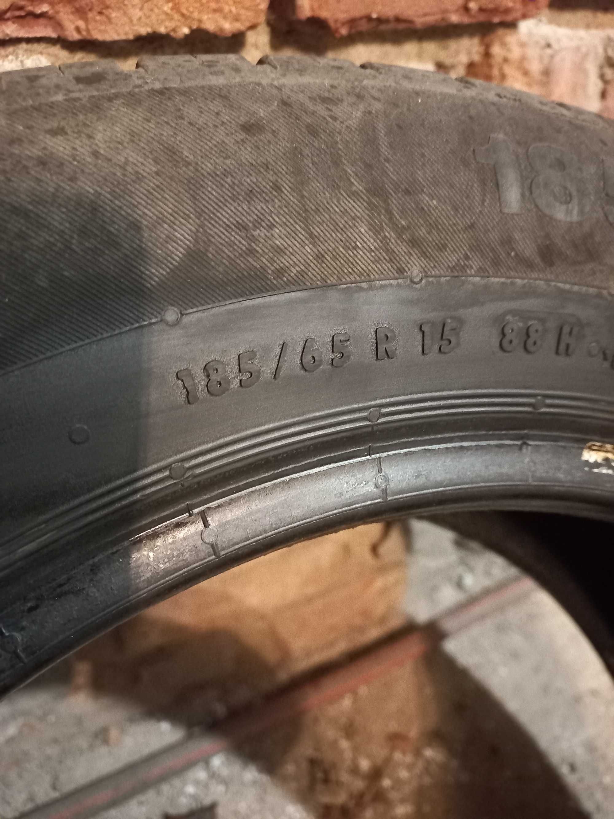 Летни гуми Continental 185/65 R15 четири броя 80 лв.