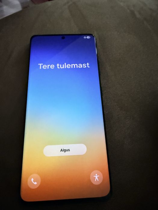 Продавам Samsung s 21 ultra 5G