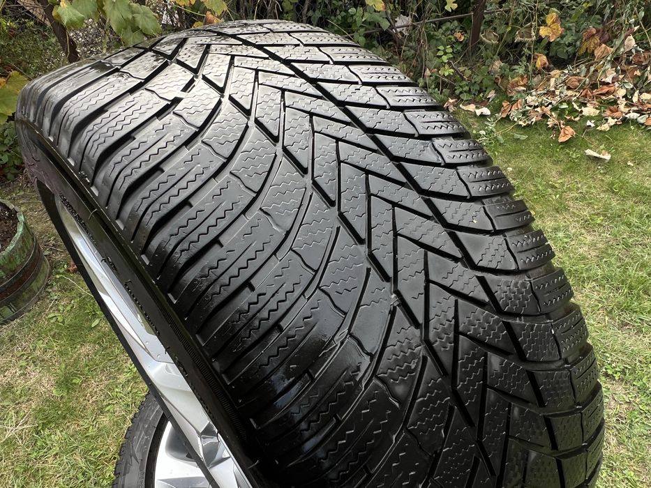 Jante CUPRA FORMENTOR 18 cu Anvelope Iarna