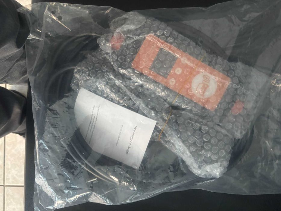 Мобилна зарядна станция устройство за електромобил 16А, 3,7Kw, Type 2