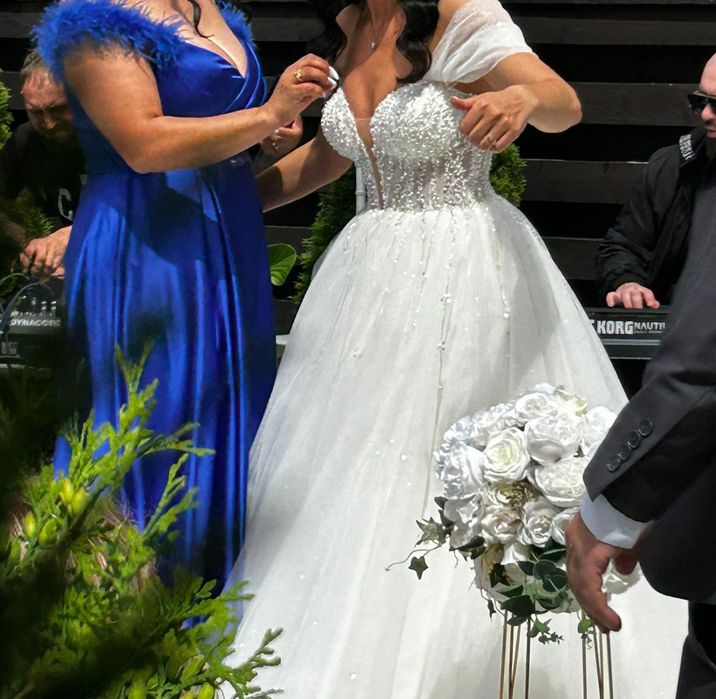 Vand rochie de mireasa