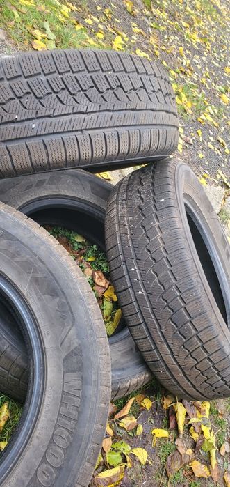 Vând 4 Cauciuri SUV 235 65 R17