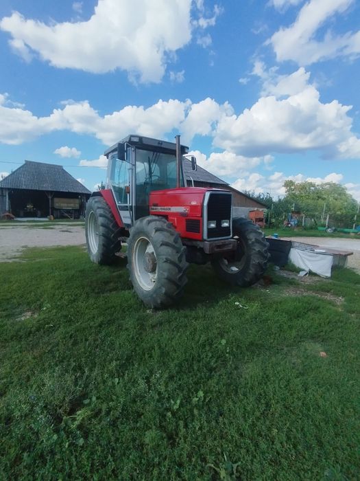 Tractor massey ferguson 3090 4x4 110cp
Fabricatie 1990
Motor in 6 cili