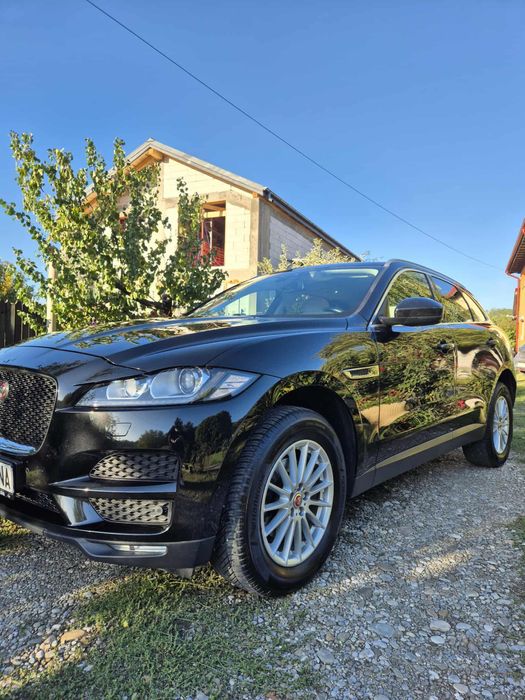 Jaguar F Pace 2017