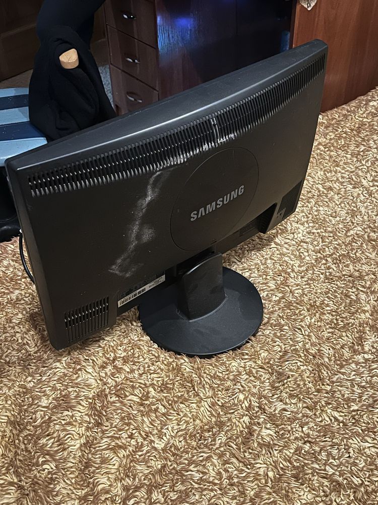 Монитор samsung syncmaster 2243 “22”