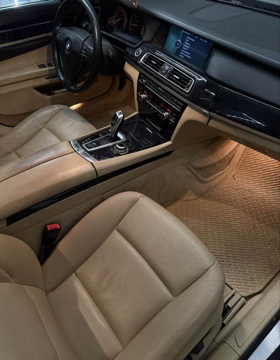 BMW 730d / 2009/  4 butoane / posibilitate Rate