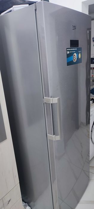 Congelator BEKO RFNE448E41XB, No Frost, 404 l, H 191.2 cm, Clasa E, ar