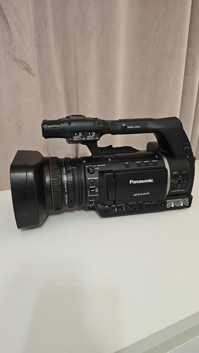 Panasonic AG-AC120 – cameră video profesională Full HD
Vând cameră v
