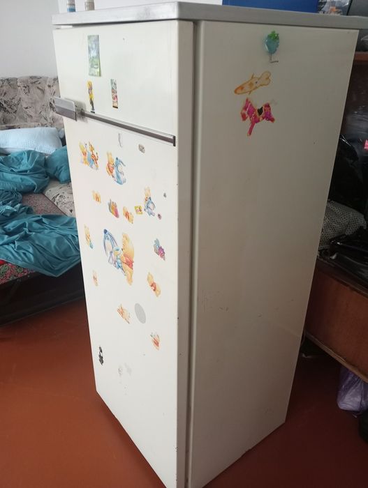 Продам холодильник