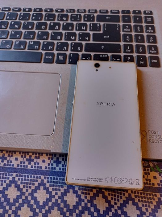 Смартфон Sony Xperia Z