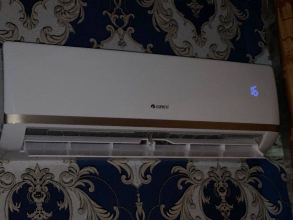 Продаётся Чиланзар 8кв Загс орентир 2/4/4 Не Торец