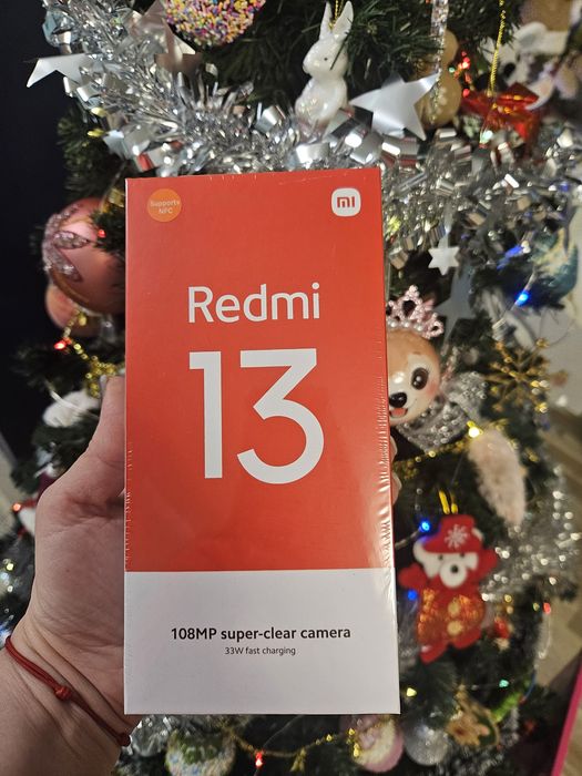 Телефон Redmi 13