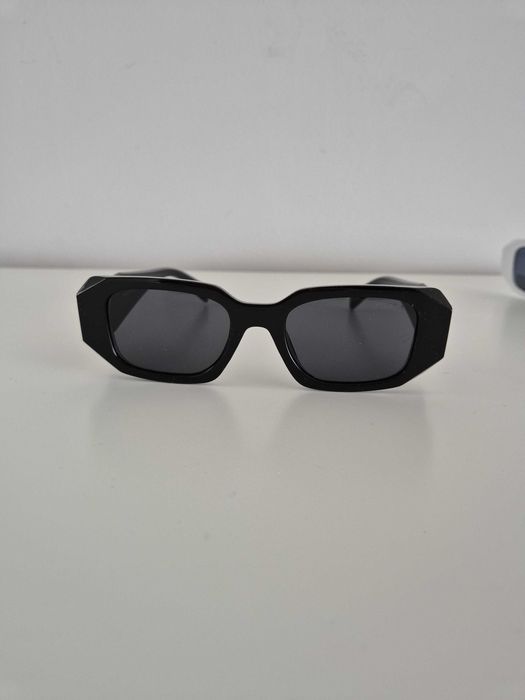 Ochelari de soare Prada Negru/Alb