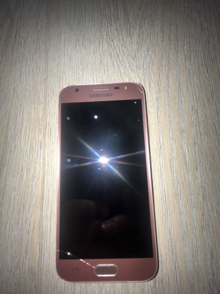 Продам телефон Samsung J3 2017