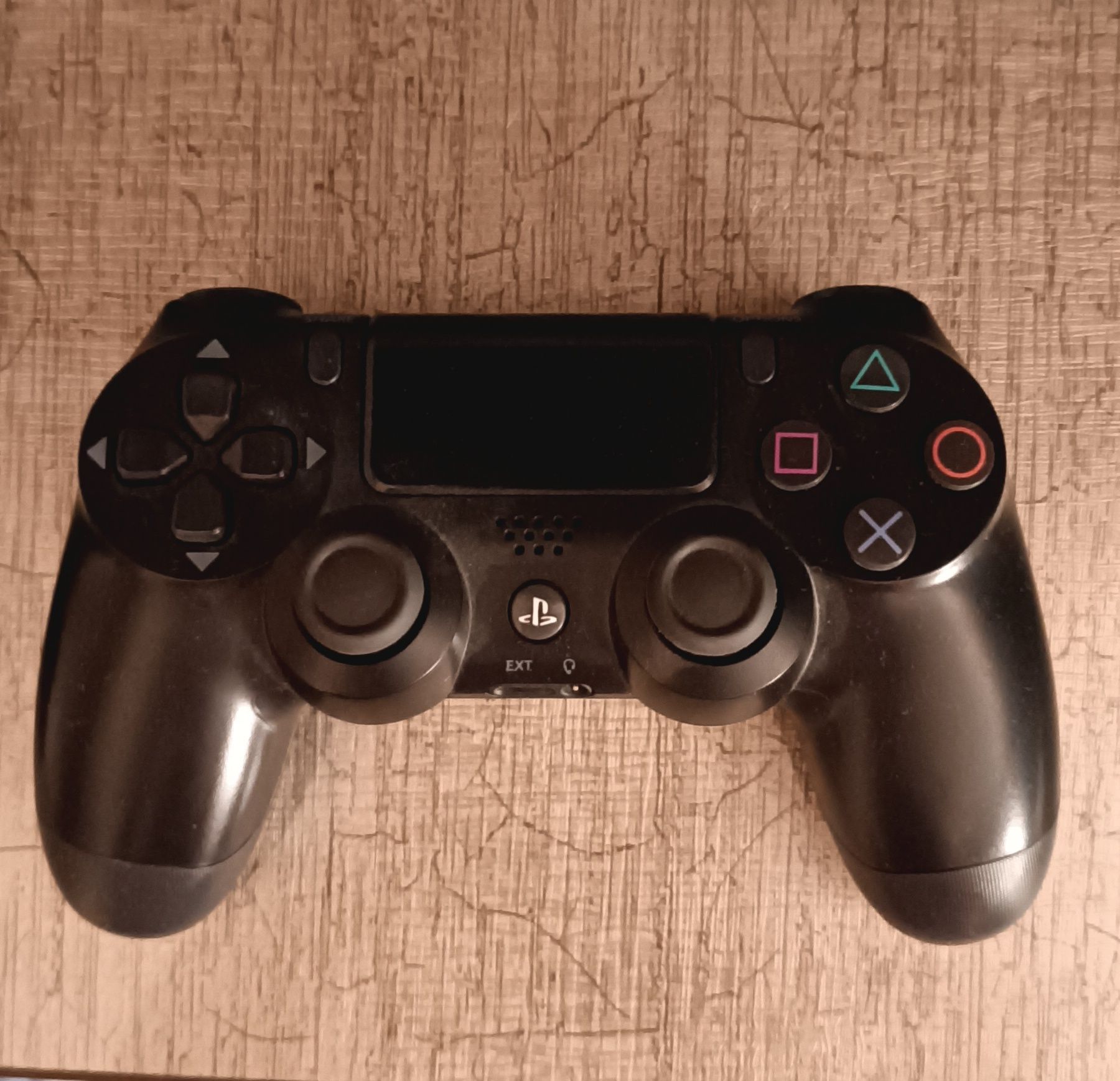 Джойстик, геймпад Playstation 4