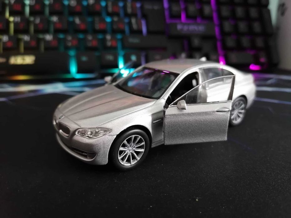 БМВ 535 в мащаб 1:34