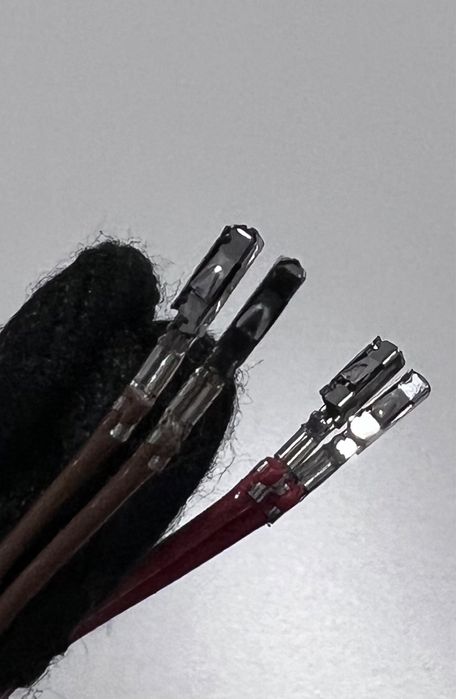 Set 4 x AUDI VW Skoda VAG 2 pin connector plug 3B0972702