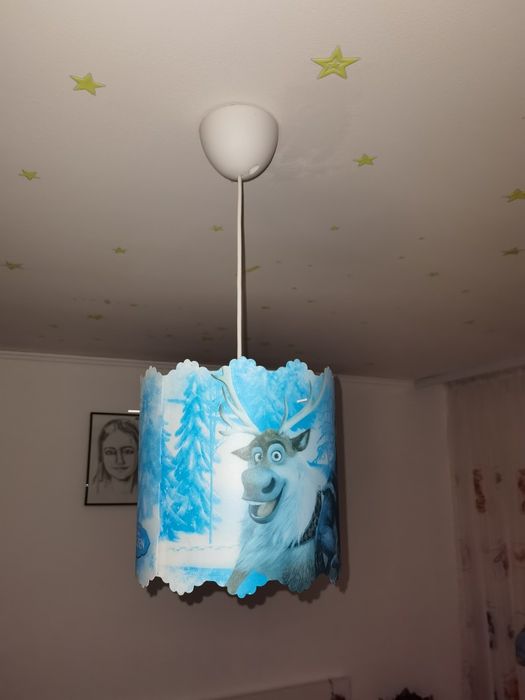 Lustra pt camera copii