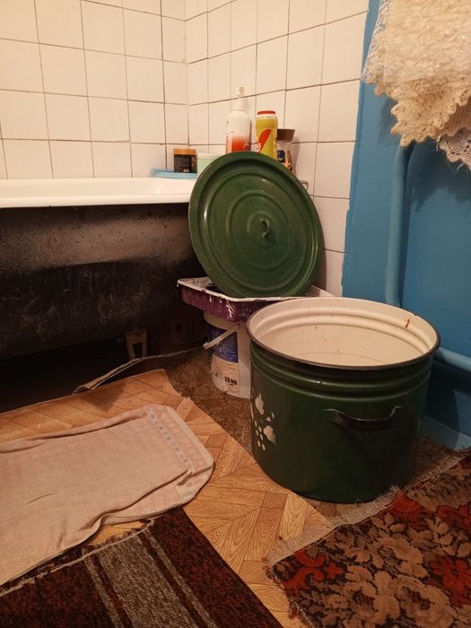 Эмалированная кастрюля, 50л с крышкой