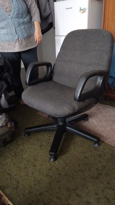 Въртящ стол 2 бр.