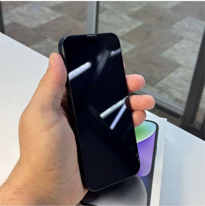 iPhone 12 хорошем сосояний