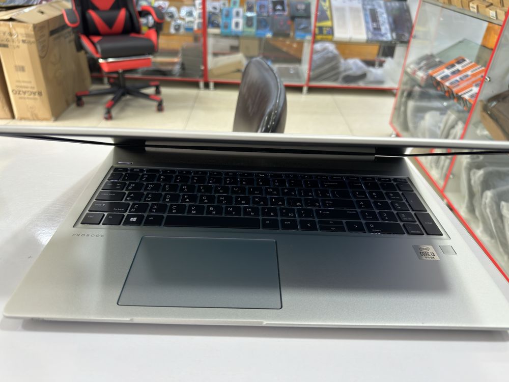 Hp probook metal korpuslik core i3 8/256 atpechatka bor ideal holatda
