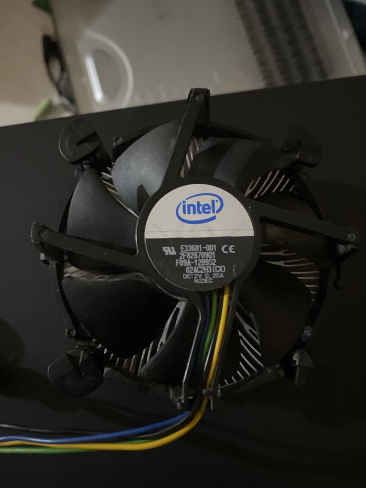 Кулер intel box