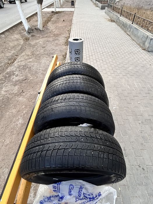 Продается комплект зимней резины Michelin
